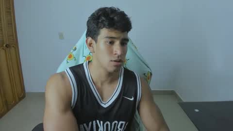Snapshot of jeremy_colton_hot chatting on February 27, 9:11 am jeremy_colton_hot online show from February 27, 9:11 am