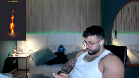 Jeremy online show from March 4, 9:43 pm