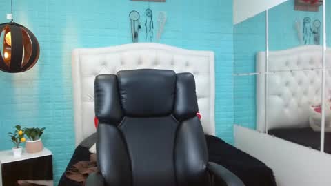 Jeremy online show from February 24, 11:30 am