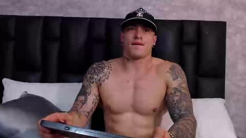 Jeremy lane online show from December 14, 3:07 am