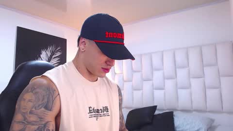 Snapshot of jeremy_lane chatting on February 19, 12:06 am Jeremy lane online show from February 19, 12:06 am