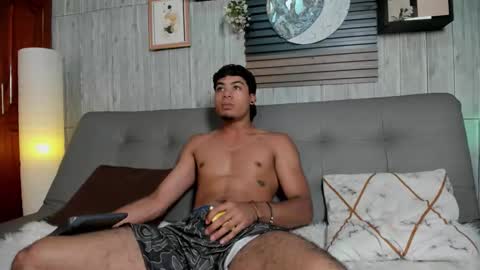 Jeremy online show from March 18, 7:28 pm