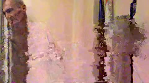 Snapshot of jeremybert83 chatting on November 11, 8:20 pm jeremybert83 online show from November 11, 8:20 pm