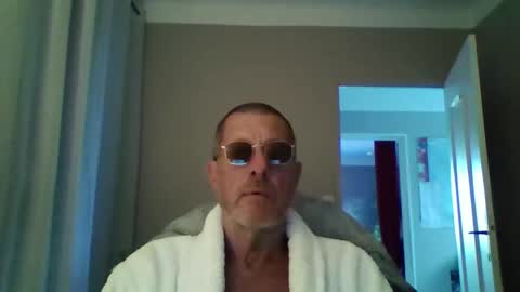 Snapshot of jerflor chatting on September 24, 4:21 pm jerflor online show from September 24, 4:21 pm