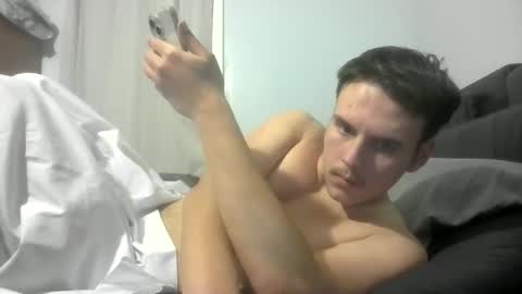 Snapshot of jerkjon1692 chatting on February 14, 12:07 am jerkjon1692 online show from February 14, 12:07 am