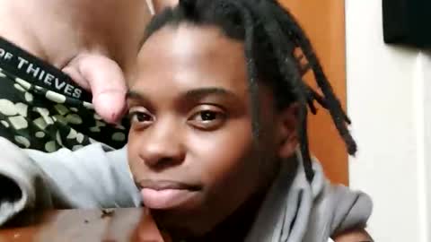 SkynStarlight online show from February 22, 8:46 am