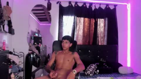 Snapshot of jeronxtapion chatting on March 1, 9:37 pm Tapion online show from March 1, 9:37 pm