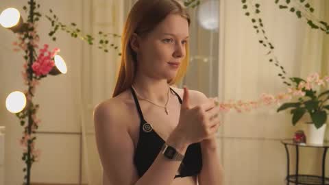 Molly online show from November 17, 3:29 pm