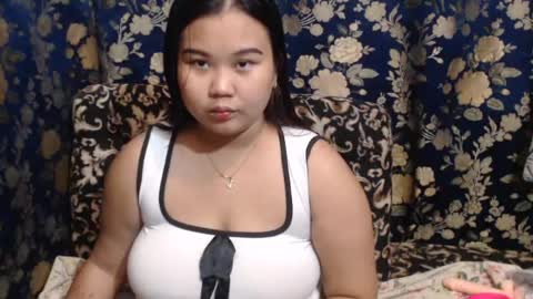 Snapshot of jesabellaxxx18 chatting on June 19, 9:13 am maria sofia online show from June 19, 9:13 am