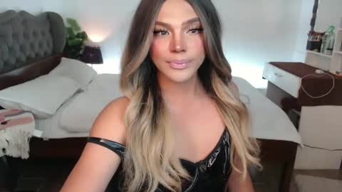 Snapshot of jesie_hot69 chatting on February 19, 9:28 am jesie_hot69 online show from February 19, 9:28 am