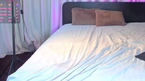 Snapshot of jesikalooove chatting on February 7, 7:56 am Jesika online show from February 7, 7:56 am