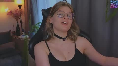  JessieVibes online show from May 21, 2:57 pm