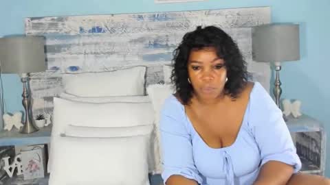Snapshot of jess555a chatting on June 4, 10:43 am jess555a online show from June 4, 10:43 am
