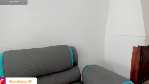 jess_hoffman online show from April 30, 8:57 pm