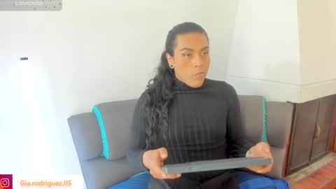 jess_hoffman online show from May 11, 9:01 pm