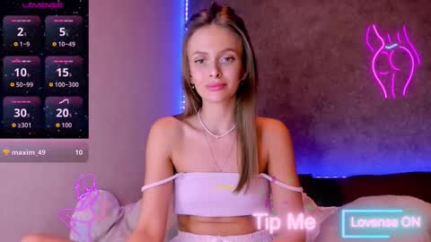 Jess online show from September 18, 9:39 pm