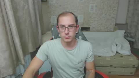 Snapshot of jess_nest chatting on October 8, 7:22 pm Jess online show from October 8, 7:22 pm