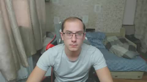 Snapshot of jess_nest chatting on October 9, 1:53 pm Jess online show from October 9, 1:53 pm