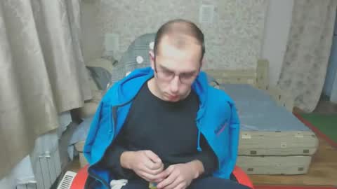 Snapshot of jess_nest chatting on November 2, 5:15 pm Jess online show from November 2, 5:15 pm