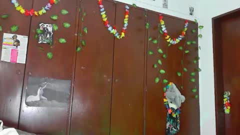 Snapshot of jess_sweett chatting on February 6, 9:12 am Jessica online show from February 6, 9:12 am