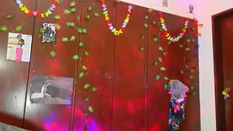 Snapshot of jess_sweett chatting on February 11, 10:37 pm Jessica online show from February 11, 10:37 pm