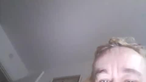 Snapshot of jessandsilverfox61 chatting on October 31, 3:35 pm jessandsilverfox61 online show from October 31, 3:35 pm