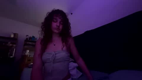 Snapshot of jessbby2005 chatting on March 1, 12:51 pm Jess online show from March 1, 12:51 pm