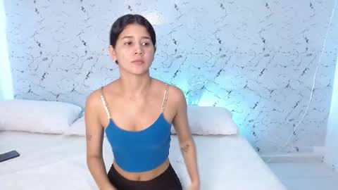 Snapshot of jessdant_luv chatting on September 28, 3:45 am Hello we are Jesse and Dante. online show from September 28, 3:45 am