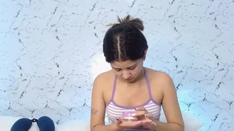 Snapshot of jessdant_luv chatting on September 28, 10:59 pm Hello we are Jesse and Dante. online show from September 28, 10:59 pm