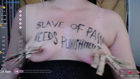 Snapshot of jesse_capelli chatting on December 24, 4:51 pm online show from December 24, 4:51 pm