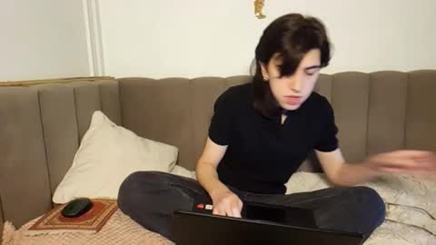 Snapshot of jesse_estrella chatting on October 7, 5:32 pm Jesee Estrella online show from October 7, 5:32 pm