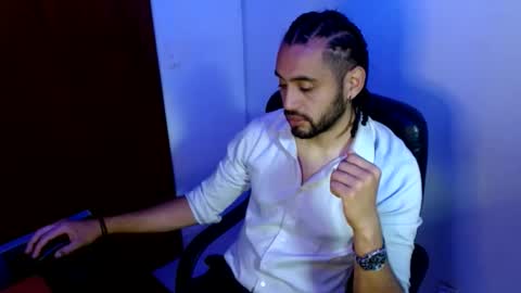 Snapshot of jessepickman chatting on May 29, 7:56 pm Angel Demon online show from May 29, 7:56 pm