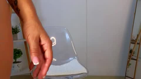 Snapshot of jessey_adams chatting on March 6, 11:17 am bella adams online show from March 6, 11:17 am