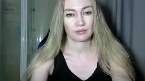 Snapshot of jessfox1 chatting on January 7, 1:38 am JessFox1 online show from January 7, 1:38 am