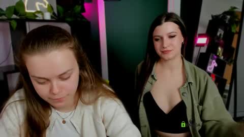 Snapshot of jessi_lady1 chatting on March 20, 1:49 pm jessi lady1 online show from March 20, 1:49 pm