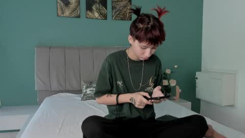 Jessi online show from April 24, 8:22 pm