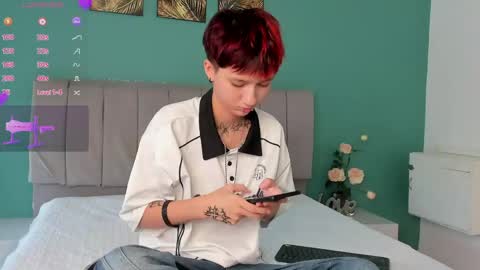 Jessi online show from April 25, 8:50 pm