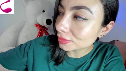 Snapshot of jessica_davis1 chatting on February 12, 5:37 am JESS online show from February 12, 5:37 am