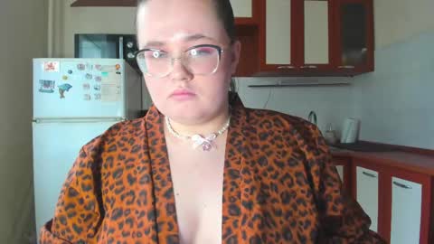 Natalia online show from May 11, 6:52 am