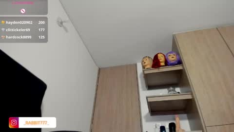 jessica_rabbit777_ online show from April 28, 2:27 am