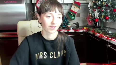 Snapshot of jessicaforris chatting on December 23, 7:28 am jessicaforris online show from December 23, 7:28 am