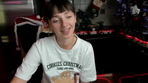 Snapshot of jessicaforris chatting on December 30, 10:53 am jessicaforris online show from December 30, 10:53 am