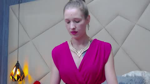 Snapshot of jessicagibson chatting on January 28, 3:14 pm Jessica online show from January 28, 3:14 pm