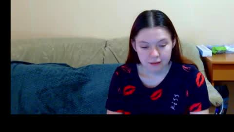 Snapshot of jessicaholland1 chatting on April 6, 5:30 am jessicaholland1 online show from April 6, 5:30 am