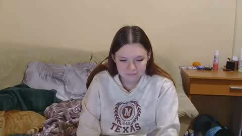 Snapshot of jessicaholland1 chatting on April 24, 5:26 pm jessicaholland1 online show from April 24, 5:26 pm