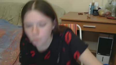 Snapshot of jessicaholland1 chatting on May 13, 7:11 pm jessicaholland1 online show from May 13, 7:11 pm