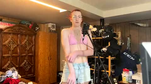 Jessica Starla online show from June 16, 8:00 pm