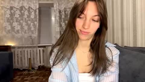 Marie online show from February 4, 6:03 pm