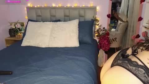 Snapshot of jessie_gomez chatting on March 5, 10:54 pm Sofia online show from March 5, 10:54 pm