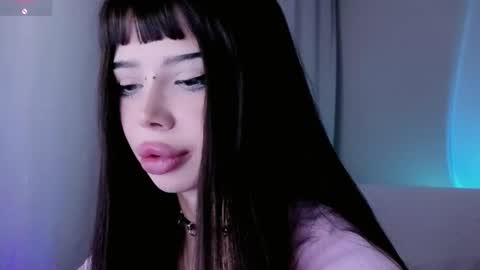 jessie_johns online show from January 13, 1:38 pm